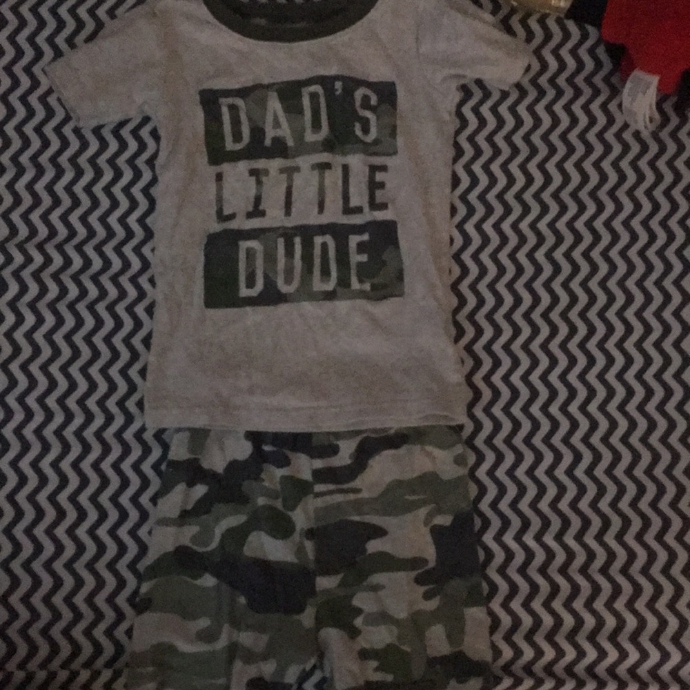 Camo short set